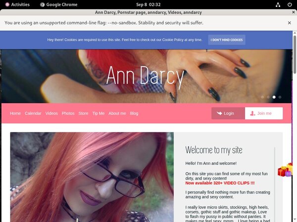 Ann Darcy With Cash
