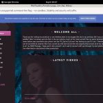 MrsTLucifer Photos
